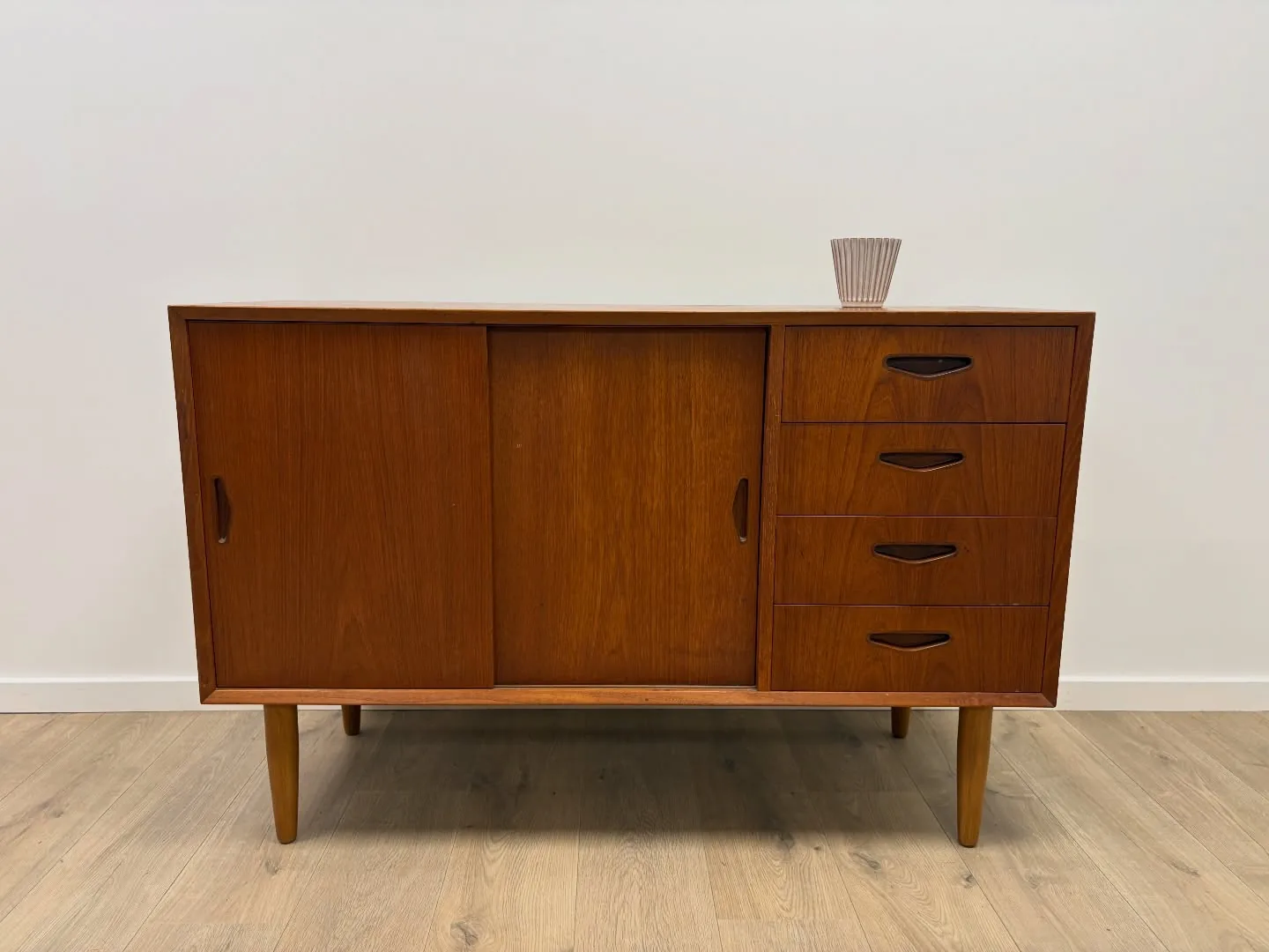 Instagram opslag fra teakretro