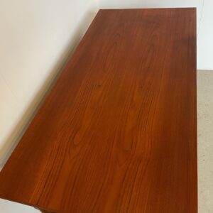 Teak skrivebord