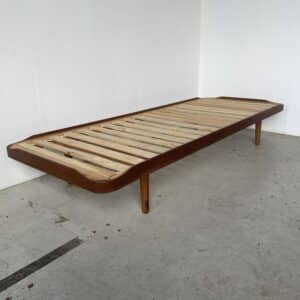 Teak daybed