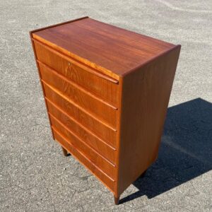 Teak kommode