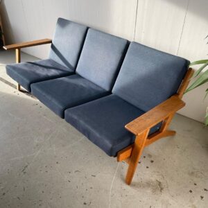 Wegner sofa i eg 290/3